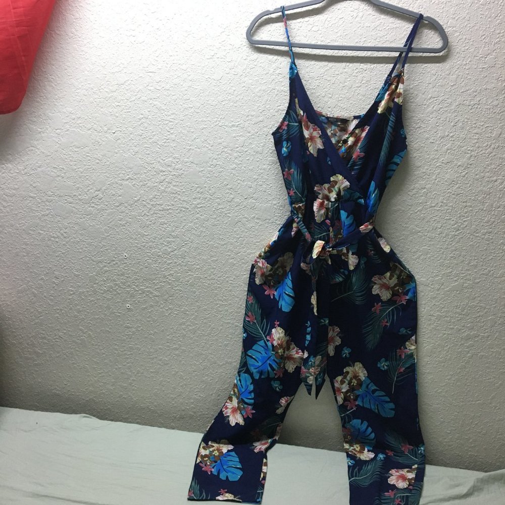 Jumper with blue tropical pattern - Picture 9 of 9